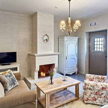 Haones Suites Янина Екстериор снимка