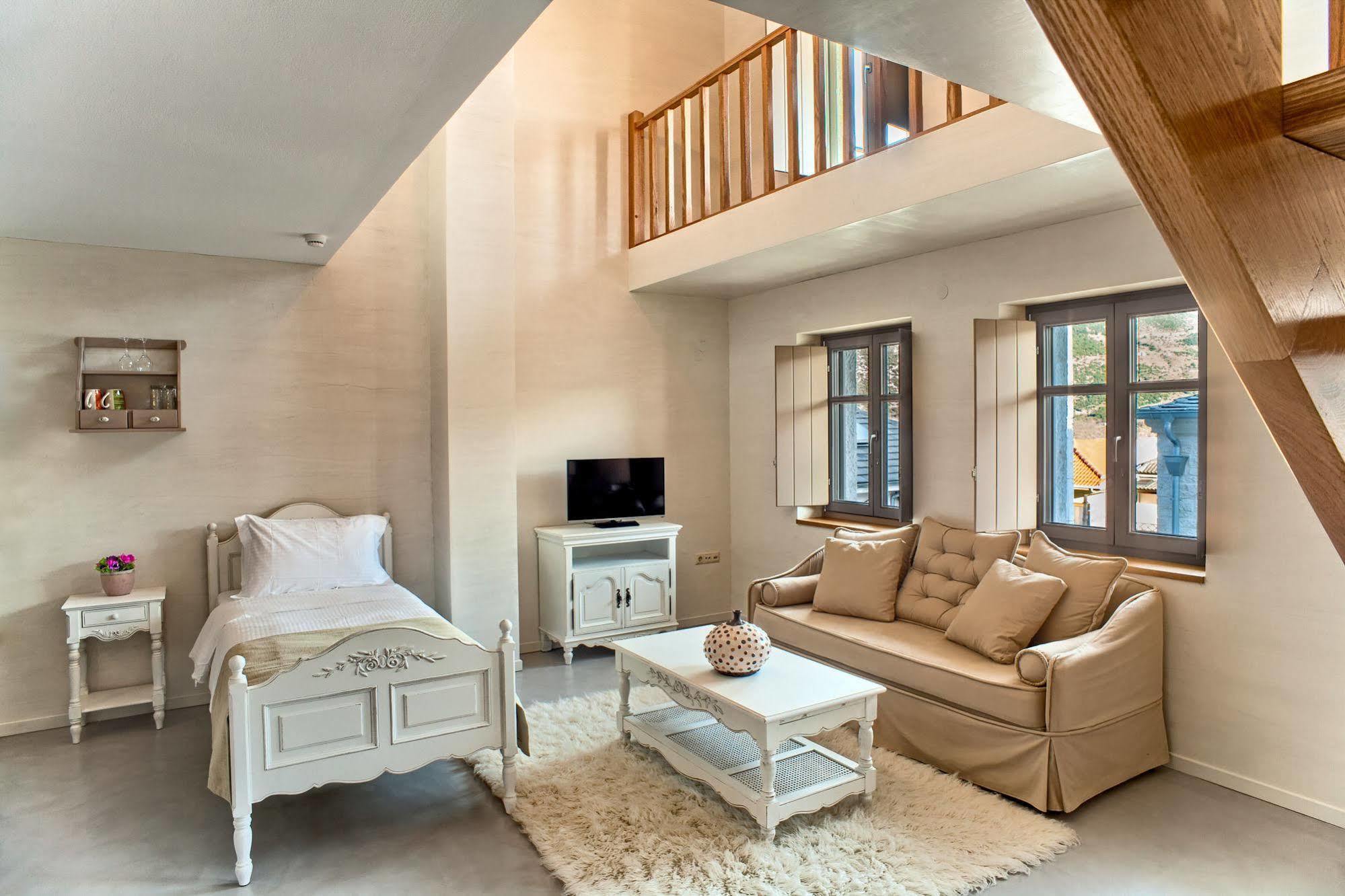 Haones Suites Янина Екстериор снимка